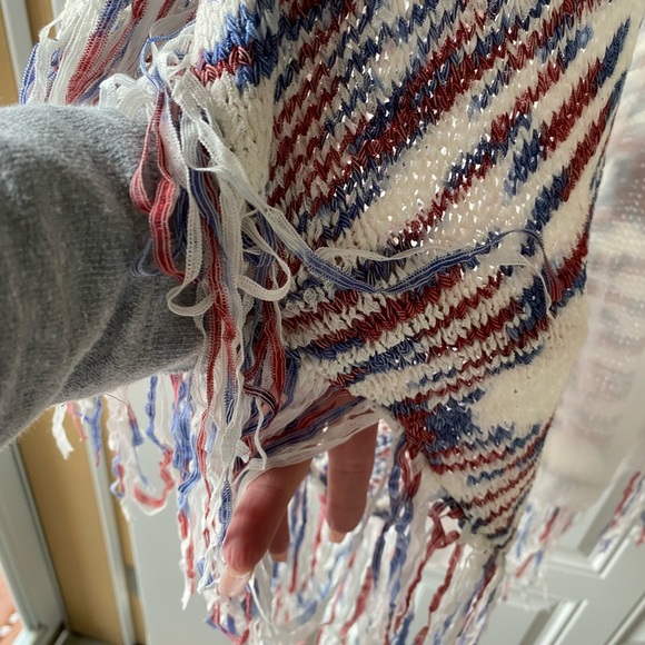 Beautiful poncho California moonrise poncho. - Picture 5 of 5